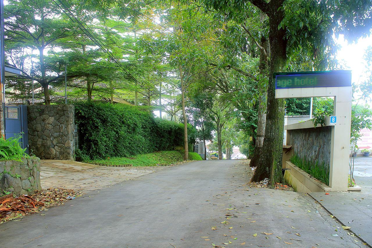 Zen Rooms Bukit Tunggul Bandung Kültér fotó